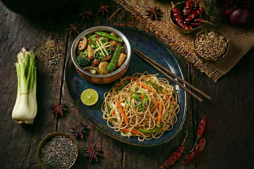 SHANGHAI CHINESE MEAL (VEG / CHICKEN / PRAWNS)